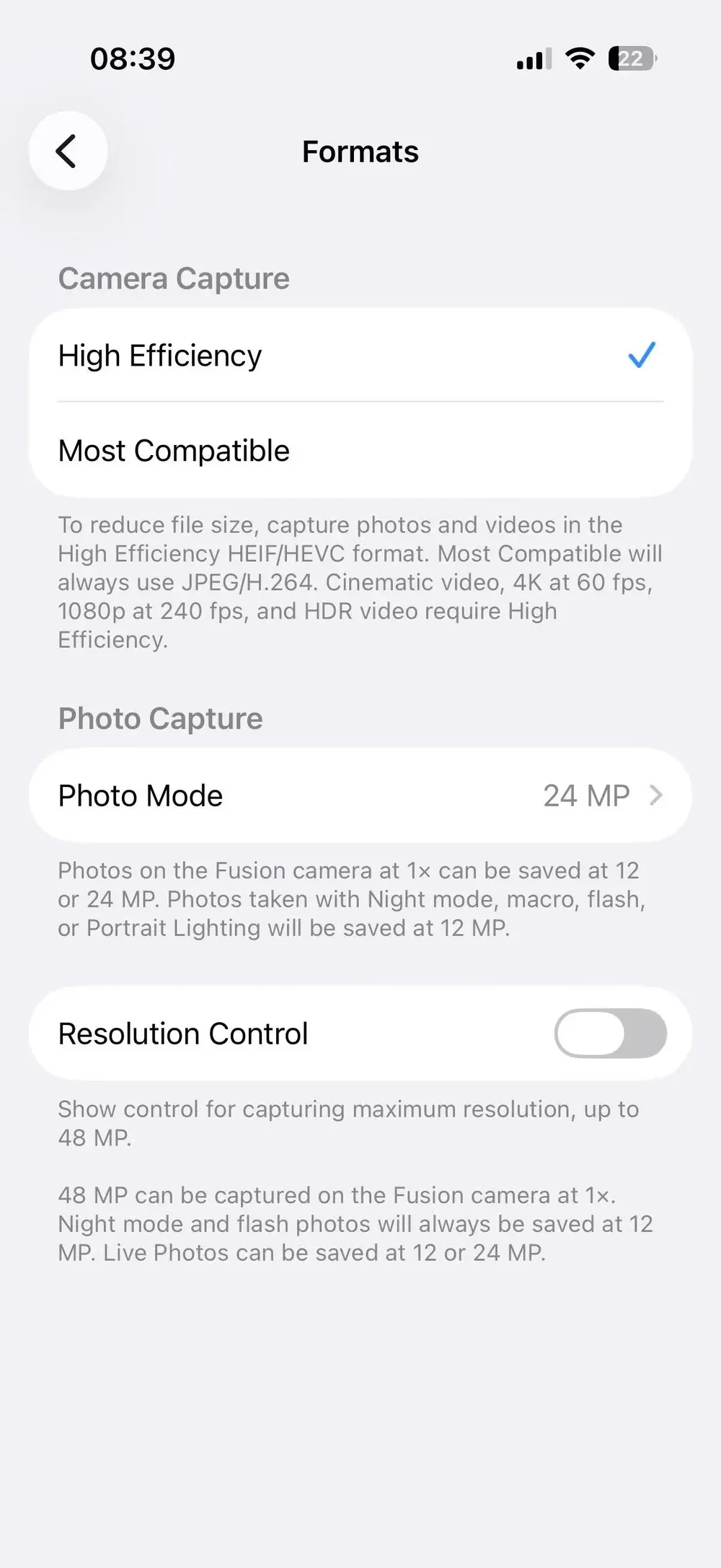 iPhone Settings, Camera, Formats screen showing High Efficiency selected as the default capture format